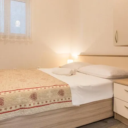 Apartamento Mate Tučepi